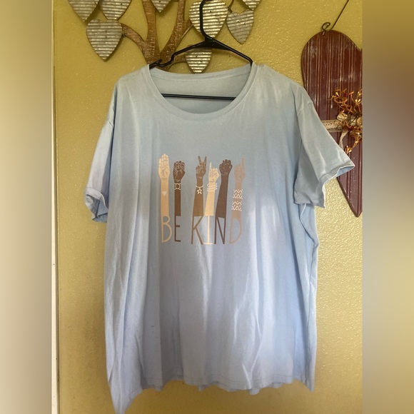 Tops - Light Blue 'Be Kind' Graphic T-Shirt